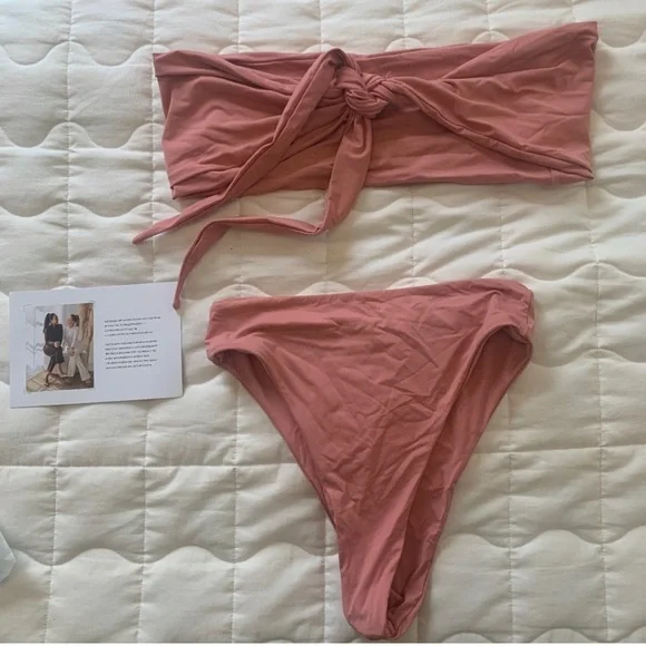437 Leo Rose Pink Bikini